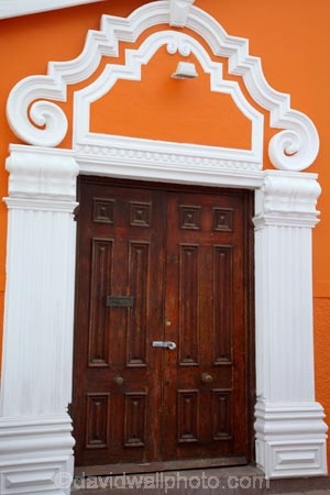 Africa;Bo-Kaap;Bo_Kaap;Bryant-St;Bryant-Street;building;buildings;Cape-Malay;Cape-Malay-Quarter;Cape-Town;city-bowl;Darul-Huda-Hall;door;doors;doorway;doorways;facade;facades;heritage;historic;historic-building;historic-buildings;historical;historical-building;historical-buildings;history;Malay-Quarter;old;orange;S.A.;South-Africa;Southern-Africa;Sth-Africa;The-Institude-of-Divine-Guidance;tradition;traditional;Western-Cape;Western-Cape-Province;wooden-door