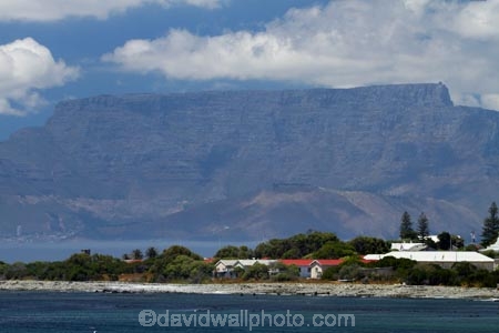 Africa;Cape-Town;coast;coastal;coastline;coastlines;coasts;gaol;gaols;island;islands;jail;jails;ocean;oceans;prison;prison-island;prisons;Robben-Island;Robben-Island-Gaol;Robben-Island-Jail;Robben-Island-Prison;Robbeneiland;S.A.;sea;seas;security;shore;shoreline;shorelines;shores;South-Africa;Southern-Africa;Sth-Africa;Table-Bay;Table-Mountain;tourist-attraction;tourist-attractions;water;Western-Cape;Western-Cape-Province