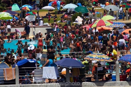 africa;Atlantic-Coast;Atlantic-Seaboard;cape;Cape-Town;Fresnaye;people;person;picnic;picnics;point;pool;pools;S.A.;sea;Sea-Point;Sea-Point-Pool;Sea-Point-Promenade;Sea-Point-Swimming-Pool;south;South-Africa;Southern-Africa;Sth-Africa;summer;sun-umbrella;sun-umbrellas;swim;swimmer;swimmers;swimming;swimming-pool;swimming-pools;water;Western-Cape;Western-Cape-Province