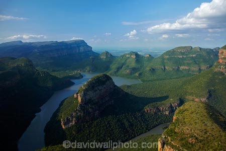 Africa;Blyde-River;Blyde-River-Canyon;Blyde-River-Canyon-Nature-Reserve-Motlatse-Canyon-Provincial-Nat;Blyderivierpoort-Dam;Blyderivierpoort-Reservoir;canyon;canyons;Drakensberg;Drakensberg-escarpment;Eastern-Transvaal;lake;lakes;lookout;lookouts;Mpumalanga;natural-feature;panorama;panoramas;Republic-of-South-Africa;scene;scenes;scenic-view;scenic-views;South-Africa;South-African-Republic;Southern-Africa;tourism;tourist-attraction;tourist-attractions;valley;valleys;view;viewpoint;viewpoints;views;vista;vistas