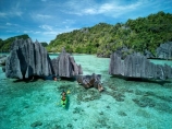 Namlol;Namlol-Lagoon;Namlol-Island;kayak;kayaking;kayaks;adventure;adventure-tourism;boat;boats;canoe;canoeing;canoes;coast;coastal;coastline;coastlines;coasts;ocean;oceans;sea;sea-kayak;sea-kayaking;sea-kayaks;kayaker;kayakers;paddle;paddler;paddlers;paddling;people;person;sea-kayaker;sea-kayakers;Reef;Coral-reef;coral;coral-reefs;corals;reef;reefs;aqua;aquamarine;blue;clean-water;clear-water;coast;cobalt-blue;cobalt-ultramarine;cobalt;ultramarine;teal-blue;tropical-island;tropical-islands;tropical-reef;tropical-reefs;turquoise;karst-landscape;limestone-karsts;karst;karsts;limestone;topography;landscape;landscapes;island;islands;karst-formations;karst-formation;Indonesia;aerial;aerial-photo;aerial-photograph;aerial-photographs;aerial-photography;aerial-photos;aerial-view;aerial-views;aerials;drone-aerial;drone;Misool;Raja-Ampat;West-Papua;Southwest-Papua;Misool-Is;Misool-Island;karst-landscape;landscape;landscapes;island;islands;outer-archipelago;archipelago;Misool-archipelago;paradise;tourism;travel