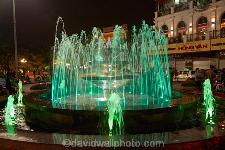 Asia;Asian;colored-lights;coloured-lights;dark;dusk;evening;fountain;fountains;Hanoi;light;lighting;lights;night;night-time;night_time;South-East-Asia;Southeast-Asia;twilight;Vietnam;Vietnamese;water-feature;water-features