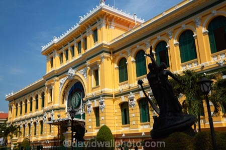 Asia;Asian;building;buildings;Central-Post-Office;chief-post-office;cities;city;District-1;District-One;H.C.M.-City;H-ChÃ­-Minh;HCM;HCM-City;heritage;historic;historic-building;historic-buildings;historical;historical-building;historical-buildings;history;Ho-Chi-Minh;Ho-Chi-Minh-Central-Post-Office;Ho-Chi-Minh-City;Ho-Chi-Minh-Post-Office;main-post-office;old;Post-Office;Saigon;Saigon-Central-Post-Office;Saigon-Post-Office;South-East-Asia;Southeast-Asia;statue;statues;tradition;traditional;Vietnam;Vietnamese