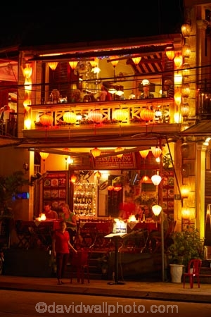 Asia;building;buildings;Central-Sea-region;dark;dusk;evening;Hi-An;heritage;historic;historic-building;historic-buildings;historical;historical-building;historical-buildings;history;Hoi-An;Hoi-An-Old-Town;Hoian;Indochina;light;lighting;lights;night;night-time;night_time;old;old-town;restaurant;restaurants;South-East-Asia;Southeast-Asia;Thanh-Phuong-Restaurant;tradition;traditional;twilight;UN-world-heritage-area;UN-world-heritage-site;UNESCO-World-Heritage-area;UNESCO-World-Heritage-Site;united-nations-world-heritage-area;united-nations-world-heritage-site;Vietnam;Vietnamese;world-heritage;world-heritage-area;world-heritage-areas;World-Heritage-Park;World-Heritage-site;World-Heritage-Sites