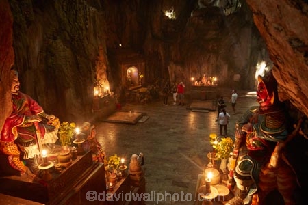 Asia;Asian;Buddhist-Temple;Buddhist-Temples;cave;cavern;caverns;caves;Central-Sea-region;Da-Nang;Danang;Dong-Huyen-Khong;grotto;grottoes;Huyen-Khong-Cave;Indochina;mandarin;mandarins;Marble-Mountain;Marble-Mountains;Mt.-Thuy;Ngu-Hanh-Son;Ngu-HÃ nh-Son-District;people;person;shrine;shrines;South-East-Asia;Southeast-Asia;temple;temples;Thuy-Son;tourism;tourist;tourists;Vietnam;Vietnamese