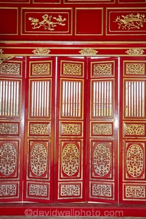 door;doors;Forbidden-Purple-City;heritage;historic;historic-place;historic-places;historical;historical-place;historical-places;history;Hu;Hue;Hue-Citadel;Hue-Imperial-Citadel;Imperial-Citadel-of-Hue;Imperial-City;Imperial-Enclosure;Kinh-Thanh;North-Central-Coast;old;red-and-gold;red-and-gold-door;red-and-gold-doors;red-door;red-doors;T-cm-thành;T-Trung-lang;Ta-Truong-lang;Tha-Thiên_Hu-Province;The-Citadel;Thua-Thien_Hue-Province;tradition;traditional;Tu-Cam-Thanh;UN-world-heritage-area;UN-world-heritage-site;UNESCO-World-Heritage-area;UNESCO-World-Heritage-Site;united-nations-world-heritage-area;united-nations-world-heritage-site;Vietnam;Vietnamese;world-heritage;world-heritage-area;world-heritage-areas;World-Heritage-Park;World-Heritage-site;World-Heritage-Sites;Asia