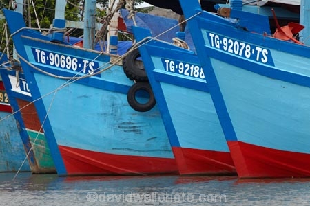 Asia;Asian;blue;boat;boats;commercial-fishing;commercial-fishing-boats;fishing;fishing-boat;fishing-boats;M-Tho;Mekong-Delta;Mekong-Delta-Region;Mekong-River;My-Tho;My-Tho-River;river;rivers;South-East-Asia;Southeast-Asia;Tin-Giang-Province;Tien-Giang-Province;Tien-River;Upper-Mekong-River;Vietnam;Vietnamese;wooden;wooden-boat;wooden-boats;wooden-fishing-boat;wooden-fishing-boats