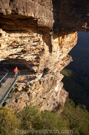 Australasia;Australia;Australian;Blue-Mountains;Blue-Mountains-N.P.;Blue-Mountains-National-Park;Blue-Mountains-NP;bluff;bluffs;cliff;cliffs;Echo-Point;erode;eroded;erosion;escarpment;escarpments;geological;geology;Jamison-Valley;Katoomba;lookout;lookouts;Meehni;mountainside;mountainsides;N.S.W.;New-South-Wales;NSW;panorama;panoramas;people;person;rock;rock-formation;rock-formations;rock-outcrop;rock-outcrops;rock-tor;rock-torr;rock-torrs;rock-tors;rocks;sandstone;scene;scenes;scenic-view;scenic-views;steep;stone;The-Three-Sisters;Three-Sisters;tourism;tourist;tourists;UN-world-heritage-site;UNESCO-World-Heritage-Site;united-nations-world-heritage-site;View;viewpoint;viewpoints;views;vista;vistas;world-heritage;world-heritage-area;world-heritage-areas;World-Heritage-Park;World-Heritage-site;World-Heritage-Sites