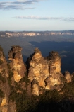 Australasia;Australia;Australian;Blue-Mountains;Blue-Mountains-N.P.;Blue-Mountains-National-Park;Blue-Mountains-NP;bluff;bluffs;cliff;cliffs;Echo-Point;erode;eroded;erosion;escarpment;escarpments;geological;geology;Gunnedoo;Jamison-Valley;Katoomba;last-light;late-light;lookout;lookouts;low-light;Meehni;mountainside;mountainsides;N.S.W.;New-South-Wales;NSW;panorama;panoramas;rock;rock-formation;rock-formations;rock-outcrop;rock-outcrops;rock-tor;rock-torr;rock-torrs;rock-tors;rocks;sandstone;scene;scenes;scenic-view;scenic-views;steep;stone;The-Three-Sisters;Three-Sisters;UN-world-heritage-site;UNESCO-World-Heritage-Site;united-nations-world-heritage-site;View;viewpoint;viewpoints;views;vista;vistas;Wimlah;world-heritage;world-heritage-area;world-heritage-areas;World-Heritage-Park;World-Heritage-site;World-Heritage-Sites