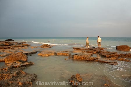 Australasian;Australia;Australian;Broome;coast;coastal;coastline;coastlines;coasts;foreshore;Gantheaume-Point;Gantheaume-Pt.;Kimberley;Kimberley-Region;ocean;people;person;sea;shore;shoreline;shorelines;shores;The-Kimberley;tourist;tourists;W.A.;WA;water;West-Australia;Western-Australia
