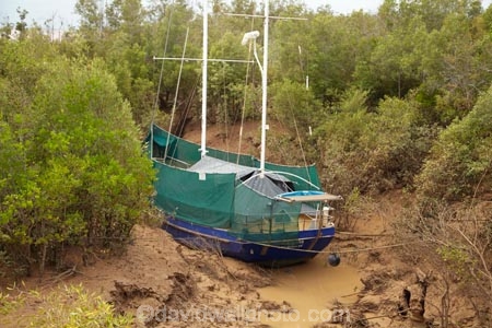 Australasian;Australia;Australian;boat;boats;Derby;estuaries;estuary;inlet;inlets;Kimberley;Kimberley-Region;King-Sound;king-tide;king-tides;lagoon;lagoons;low-tide;mangrove;mangroves;The-Kimberley;tidal;tide;tides;W.A.;WA;water;West-Australia;Western-Australia;yacht;yachts