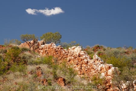 Australasian;Australia;Australian;blue-skies;blue-sky;China-Wall;Halls-Creek;Kimberley;Kimberley-Region;natural-rocky-quartz-vein;quartz-vein;The-China-Wall;The-Kimberley;W.A.;WA;West-Australia;Western-Australia