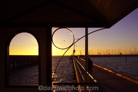 australasian;Australia;australian;coast;coastal;coastline;jetties;jetty;mast;masts;Melbourne;Middle-Brighton-Pier;ocean;oceans;pier;piers;port-phillip-bay;sea;shore;shoreline;sundown;sunset;sunsets;Victoria;waterfront;waterside;wharf;wharfes;wharves