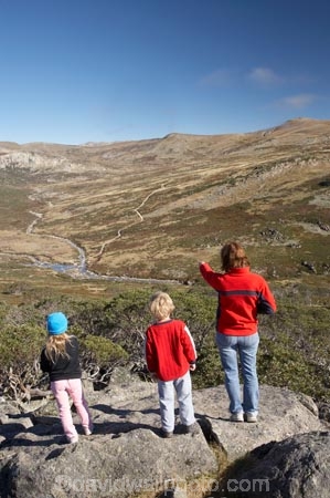 alpine;Australia;boy;boys;brother;brothers;child;children;families;family;girl;girls;Great-Dividing-Range;kid;kids;Kosciuszko-N.P.;Kosciuszko-National-Park;Kosciuszko-NP;little-boy;little-girl;Main-Range-Track;mother;mothers;mountains;N.S.W.;New-South-Wales;NSW;people;person;sibbling;sibblings;sister;sisters;small-boys;small-girls;Snowy-Mountains;Snowy-River;South-New-South-Wales;Southern-New-South-Wales