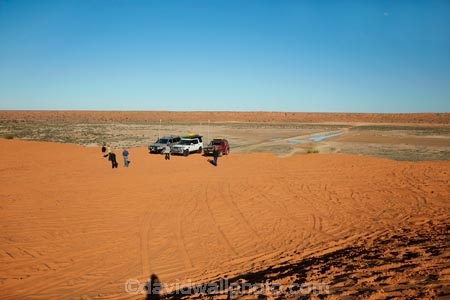 Simpson-Desert;desert;deserts;Queensland;4wd;4wds;4wds;4x4;4x4s;4x4s;back-country;backcountry;backwoods;countryside;four-by-four;four-by-fours;four-wheel-drive;four-wheel-drives;suv;suvs;vehicle;vehicles;Australia;Australian;outback;outback-Australia;Qld;QAA-Line;QAA;Big-Red;Big-Red-Dune;Nappanerica;dune;dunes;sand-dune;sand-dunes;sand;QAA-track