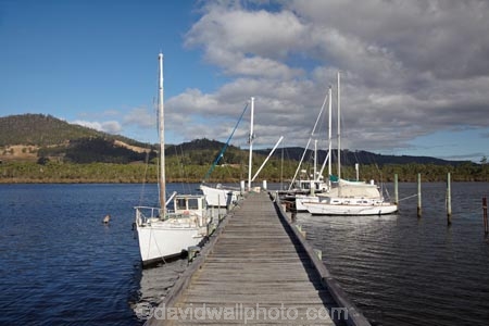 Australasian;Australia;Australian;boat;boats;dock;docks;Franklin;Huon-River;Huon-Valley;Island-of-Tasmania;jetties;jetty;pier;piers;quay;quays;Southern-Tasmania;State-of-Tasmania;Tas;Tasmania;waterside;wharf;wharfes;wharves;yacht;yachts
