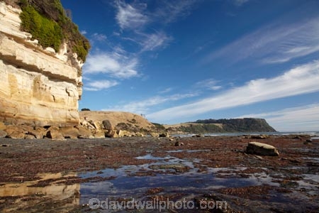 Australasian;Australia;Australian;bluff;bluffs;clff;cliffs;coast;coastal;coastline;coastlines;coasts;foreshore;Fossil-Bluff;Fossil-Cliff;geological;geology;Island-of-Tasmania;North-West-Tasmania;North-Western-Tasmania;Northern-Tasmania;rock;rock-formation;rock-formations;rock-outcrop;rock-outcrops;rocks;sandstone-cliffs;shore;shoreline;shorelines;shores;State-of-Tasmania;stone;Tas;Tasmania;The-North;Wynyard