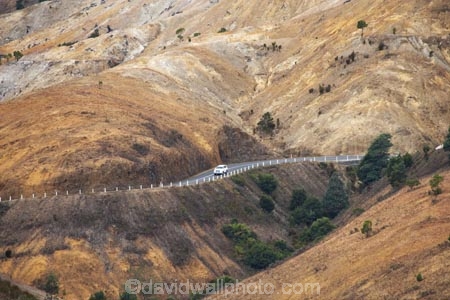 Australasian;Australia;Australian;Bare-Hills;baren-hills;bend;bends;corner;corners;curve;curves;denuded;highway;highways;Island-of-Tasmania;Lyell-Highway;open-road;open-roads;Queenstown;road;roads;State-of-Tasmania;Tas;Tasmania;The-West;West-Tasmania;Western-Tasmania