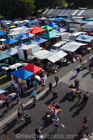 Auckland;Avondale;Avondale-Market;Avondale-Markets;Avondale-Sunday-Market;buy;buying;commerce;commercial;crowd;crowds;food-market;food-markets;food-stall;food-stalls;fruit-market;market;market-place;market-stall;market-stalls;market_place;marketplace;markets;N.Z.;New-Zealand;North-Is.;North-Island;Nth-Is;NZ;outdoor;outdoors;people;person;retail;retailer;retailers;sale;sales;sell;seller;sellers;selling;sells;shop;shopping;shops;stall;stalls;steet-scene;street-scenes;vegetables;vendor;vendors