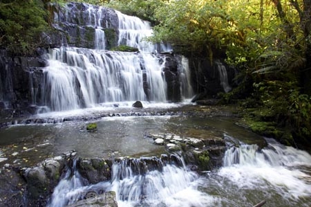 brook;brooks;cascade;cascades;Catlins;color;colors;colour;colours;creek;creeks;falls;green;moss;natural;nature;New-Zealand;Purakanui-Falls;Purakaunui-Falls;scene;scenic;South-Island;south-otago;Southern-Scenic-Route;southland;stream;streams;water;water-fall;water-falls;waterfall;waterfalls;wet