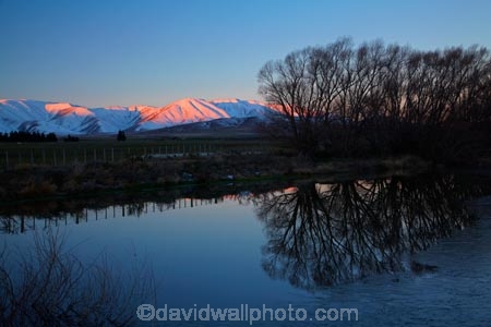 alpenglo;alpenglow;alpine;alpinglo;alpinglow;calm;Central-Otago;cold;Coldness;color;colors;colour;colours;deciduous-tree;dusk;evening;extreme-weather;fence;fence-line;fence-lines;fence_line;fence_lines;fenceline;fencelines;fences;freeze;freezing;Hawkdun-Ra;Hawkdun-Range;Hills-Creek;Ida-Ra;Ida-Range;Ida-Rd;Ida-Valley;Idaburn;irrigation-pond;Maniototo;mountain;mountainous;mountains;mt;N.Z.;New-Zealand;night;night_time;nightfall;NZ;Otago;Oturehua;placid;pond;ponds;quiet;reflected;reflection;reflections;S.I.;Scenic;Scenics;Season;Seasons;serene;SI;smooth;snow;snowy;South-Is;South-Island;Sth-Is;still;sunset;sunsets;tranquil;tree;trees;twilight;water;weather;white;willow;willow-tree;willow-trees;willows;winter;Wintertime;wintery;wintry