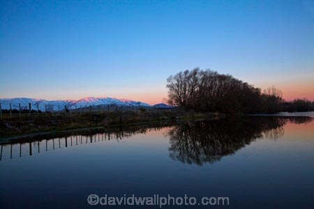 calm;Central-Otago;cold;Coldness;deciduous-tree;dusk;evening;extreme-weather;fence;fence-line;fence-lines;fence_line;fence_lines;fenceline;fencelines;fences;freeze;freezing;Hills-Creek;Ida-Valley;Idaburn;irrigation-pond;Maniototo;N.Z.;New-Zealand;night;night_time;nightfall;NZ;Otago;Oturehua;placid;pond;ponds;quiet;reflected;reflection;reflections;S.I.;Scenic;Scenics;Season;Seasons;serene;SI;smooth;snow;snowy;South-Is;South-Island;Sth-Is;still;sunset;sunsets;tranquil;tree;trees;twilight;water;weather;white;willow;willow-tree;willow-trees;willows;winter;Wintertime;wintery;wintry