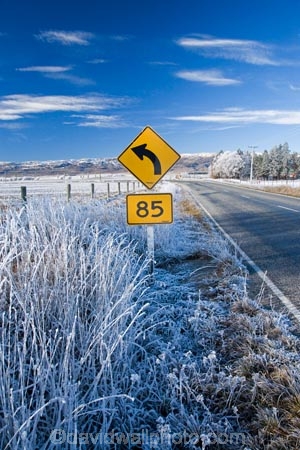 85;85-kmh;beautiful;bend;bends;calm;calmness;Central-Otago;clean;clear;cold;Coldness;Color;Colour;corner;corners;curve;curves;Daytime;driving;eighty-five;Exterior;freeze;freezing;freezing-fog;frost;Frosted;frosty;high-country;highway;highways;hoar-frost;hoar-frosts;Hoarfrost;hoarfrosts;ice;ice-crystals;icy;icy-road;icy-roads;Ida-Valley;idyllic;Landscape;Landscapes;Maniototo;N.Z.;natural;Nature;new-zealand;NZ;open-road;open-roads;Otago;Outdoor;Outdoors;Outside;peaceful;Peacefulness;phenomena;phenomenon;Poolburn;pure;Quiet;Quietness;rime;rime-ice;road-sign;road-signs;S.I.;Scenic;Scenics;Season;Seasons;SI;sign;signs;silence;slippery-road;slippery-roads;south-island;spectacular;stunning;tranquil;tranquility;transport;transportation;travel;traveling;travelling;view;warning-sign;warning-signs;water;weather;White;winter;winter-driving;winter-driving-conditions;winter-road;winter-roads;Wintertime;wintery;wintry;yellow