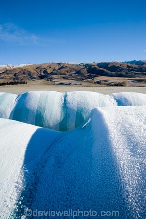 agricultural;agriculture;bale;bales;beautiful;calm;calmness;Central-Otago;clean;clear;cold;Coldness;Color;Colour;country;countryside;Daytime;Dunedin;Exterior;farm;farming;farmland;farms;field;fields;freeze;freezing;freezing-fog;frost;Frosted;frosty;hay;hay-bale;hay-bales;high-country;hoar-frost;hoar-frosts;Hoarfrost;hoarfrosts;Hyde;ice;ice-crystals;icy;idyllic;Landscape;Landscapes;Maniototo;meadow;meadows;N.Z.;natural;Nature;new-zealand;NZ;Otago;Outdoor;Outdoors;Outside;paddock;paddocks;pasture;pastures;peaceful;Peacefulness;phenomena;phenomenon;pure;Quiet;Quietness;rime;rime-ice;Rock-and-Pillar-Range;Rock-and-Pillar-Ranges;rural;S.I.;Scenic;Scenics;Season;Seasons;SI;silence;south-island;spectacular;stunning;tranquil;tranquility;view;water;weather;White;winter;Wintertime;wintery;wintry