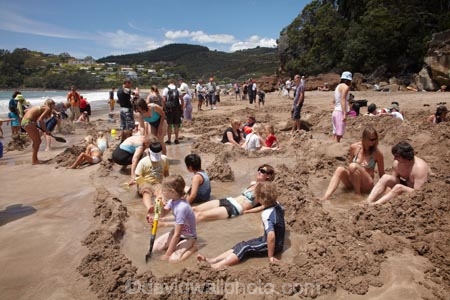 beach;beaches;boy;boys;brother;brothers;child;children;coast;coastal;coastline;Coromandel;Coromandel-Peninsula;crowd;families;family;girl;girls;holiday;holidays;hot;hot-pool;hot-pools;hot-spring;hot-springs;hot-water;Hot-Water-Beach;kid;kids;little-boy;little-boys;little-girl;little-girls;N.I.;N.Z.;New-Zealand;NI;North-Is;North-Is.;North-Island;NZ;people;person;sand;sandy;shore;shoreline;sibling;siblings;sister;sisters;summer;thermal;thermal-pool;thermal-pools;thermal-spring;thermal-sprints;tourism;tourist;tourists;vacation;vacations;Waikato