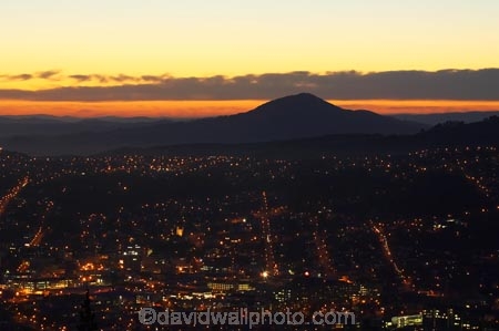 city-light;city-lights;Dunedin;dusk;evening;N.Z.;New-Zealand;night;night-time;nightfall;NZ;orange;Otago;S.I.;Saddle-Hill;SI;sky;South-Is.;South-Island;sunset;sunsets;twilight;view-from-Signal-Hill-Lookout