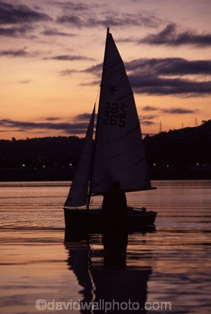sail;sailing;ocean;water;race;yachting;sea;boat;wind;yachts;sailboat;sail-boat;mast