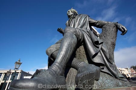 Dunedin;N.Z.;New-Zealand;NZ;Octagon;Otago;Robbie-Burns-Statue;Robert-Burns-Statue;S.I.;SI;South-Is.;South-Island;statue;statues
