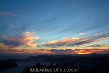 cloud;clouds;Dunedin;Dunedin-city;dusk;evening;N.Z.;New-Zealand;night;night_time;nightfall;NZ;Otago;Otago-Harbour;S.I.;Saddle-Hill;SI;skies;sky;South-Is;South-Is.;South-Island;Sth-Is;sunset;sunsets;twilight