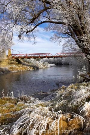 beautiful;bridge;bridges;calm;calmness;clean;clear;cold;Coldness;Color;Colour;Daytime;Exterior;freeze;freezing;freezing-fog;frost;Frosted;frosty;grass;grasses;heritage;high-country;historic;Historic-Suspension-Bridge;historical;history;hoar-frost;Hoarfrost;ice;ice-crystals;icy;idyllic;Landscape;Landscapes;natural;Nature;new-zealand;old;Otago;Outdoor;Outdoors;Outside;peaceful;Peacefulness;phenomena;phenomenon;pure;Quiet;Quietness;rime;river;river-bank;riverbank;rivers;rustic;Scenic;Scenics;Season;Seasons;silence;south-island;spectacular;stone;strath-taieri;stunning;suspension-bridges;sutton;taieri-River;tranquil;tranquility;tree;trees;view;water;weather;White;willow;willows;winter;Wintertime;wintery;wintry