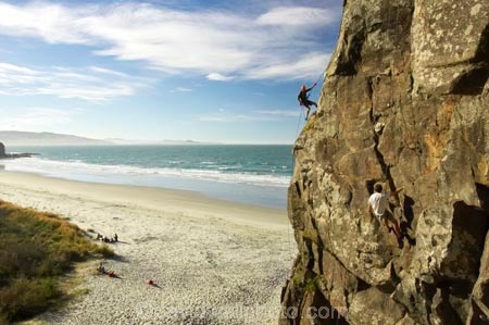 Ability;Activity;Adventure-sports;Alone;Ascend;Ascending;Ascension;Ascent;beach;beaches;bluff;bluffs;Brave;Bravery;cliff;cliffs;Climb;climber;Climbers;climbing;coast;coastal;coastline;Courage;Danger;Dangerous;Daytime;Determination;Dexterity;Difficult;Difficulty;Dunedin;Exterior;Extreme;Harness;Harnesses;Hazard;high;Human;Leisure;Long-Beach;Mountaineering;New-Zealand;ocean;oceans;One;One-person;Outdoor;Outdoors;Outside;People;Person;Persons;Recreation;Risk;risky;Rock;rock-climber;rock-climbers;Rock-Climbing;Rocks;rope;ropes;sand;sandy;Scale;sea;seas;shore;shoreline;Single;Skill;Skilled;South-Island;Sport;Sports;steep;Strength;surf;Tough;Transcend;Transcending;vertical;Wall;Walls;wave;waves