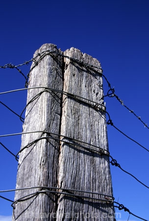 8;agriculture;barb;barbed;barbed-wire;barbwire;farming;farms;fence;fence-post;fences;no-8;no.8;number-8;number-eight;old;rural;rustic;wire;wires;wood;wooden