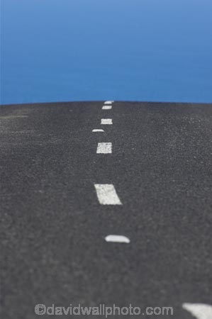 bitumen;centre-line;centre-lines;centre_line;centre_lines;centreline;centrelines;chip-seal;dotted-line;driving;empty-road;highway;highways;line;lines;open-road;open-roads;road;road-trip;roads;sea;seal;straight;straights;tar;transport;transportation;travel;traveling;travelling;trip