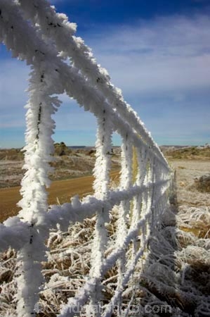 agricultural;agriculture;beautiful;calm;calmness;clean;clear;cold;Coldness;Color;Colour;country;countryside;Daytime;Exterior;farm;farming;farmland;farms;fence;fences;field;fields;freeze;freezes;freezing;freezing-fog;frost;Frosted;frosty;frozen;hexagon;hexagonal;high-country;hoar;hoar-frost;Hoarfrost;ice;ice-crystals;icy;idyllic;Landscape;Landscapes;meadow;meadows;natural;Nature;netting;new-zealand;Otago;Outdoor;Outdoors;Outside;paddock;paddocks;pasture;pastures;phenomena;phenomenon;rime;rural;Scenic;Scenics;season;seasonal;seasons;South-Island;spectacular;stunning;sutton;weather;White;winter;Wintertime;wintery;wintry;wire;wire-net;wire-netting;wires