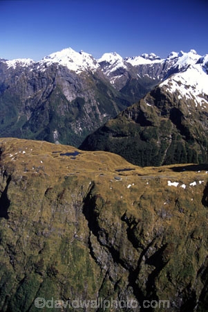 aerials;beautiful;beauty;clinton-canyon;fiordland-national-park;glacial-valley;great-walks;hike;hikes;hiking;majestic;middle-earth;mountain;mountains;natural;nature;peak;peaks;ridge;ridge-line;ridge_line;ridgeline;scene;scenic;south-west;southland;summit;summits;te-wahipounamu-south_west-new-zealand-world-hertitage-area;tracks;tramp;tramping;tramps;valleys;walk;walking;walks;water