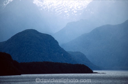 cloud;clouds;cloudy;fiordland-national-park;grey;hill;hills;lakes;mountain;mountains;rain-raining;shower;showers;snow;storm;weather