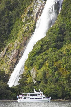 and;boat;boats;bowen;Bowen-Falls;cascade;cascades;coast;coastal;coastline;creek;creeks;cruise;cruises;falls;fiord;fiordland;Fiordland-N.P;Fiordland-National-Park;Fiordland-NP;Fiords;Fjord;Fjords;foreshore;island;kb1a5268;launch;launches;milford;Milford-Adventurer;milford-sound;N.Z.;national;national-park;National-parks;natural;nature;new;new-zealand;NZ;park;people;person;S.I.;scene;scenic;shore;shoreline;SI;sound;sounds;south;South-Is.;South-Island;south-west;south-west-new-zealand-world-her;Southland;stream;streams;te-wahipounamu;te-wahipounamu-south_west-new;tour-boat;tour-boats;tourism;tourist;tourist-boat;tourist-boats;water;water-fall;water-falls;waterfall;waterfalls;wet;World-Heritage-Area;World-Heritage-Site;zealand