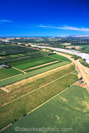 spring;grass;green;farming;farms;paddock;paddocks;field;fields;pasture;pastures;meadow;meadows;agriculture;rural;plain;plains;verdant;lush;aerials;cultivated;cultivation;rivers;flight;fenced;high