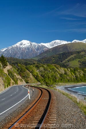 bay;bays;bend;bends;coast;coastal;coastline;coastlines;coasts;corner;corners;curve;curves;driving;highway;highways;Kaikoura;Kaikoura-Coast;Main-South-Line;Mangamaunu;Marlborough;N.Z.;New-Zealand;NZ;ocean;oceans;open-road;open-roads;Pacific-Ocean;rail-line;rail-lines;rail-track;rail-tracks;railroad;railroads;railway;railway-line;railway-lines;railway-track;railway-tracks;railways;road;road-trip;roads;s-bend;s-bends;S.H.1.;S.I.;sea;seas;Seaward-Kaikoura-Ranges;SH1;shore;shoreline;shorelines;shores;SI;snow;snow-capped;South-Is;South-Island;South-Island-Main-Trunk-Railway;State-Highway-1;State-Highway-One;Sth-Is;track;tracks;train-track;train-tracks;transport;transportation;travel;traveling;travelling;trip;water