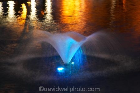fountain;fountains;Manawatu;N.I.;N.Z.;New-Zealand;NI;North-Is;North-Island;NZ;Palmerston-North;park;parks;pond;ponds;reflection;reflections;smooth;The-Square;water;water-feature;water-features
