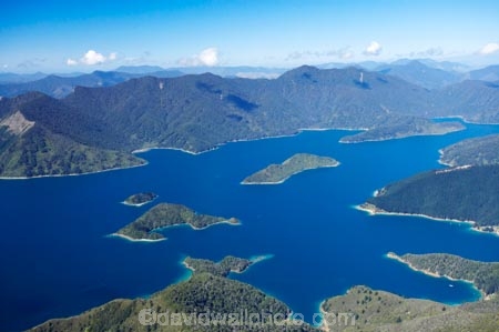 aerial;aerials;bay;bays;beautiful;beauty;bush;coast;coastal;coastline;coastlines;coasts;cove;coves;elaine-bay;endemic;forest;forests;green;inlet;inlets;marlborough;Marlborough-Sounds;native;native-bush;natives;natural;nature;new-zealand;nz;red-point;scene;scenic;sea;shore;shoreline;shorelines;shores;sound;sounds;south-island;tarakaipa-island;tawhitinui-island;tennyson-inlet;tree;trees;water;woods