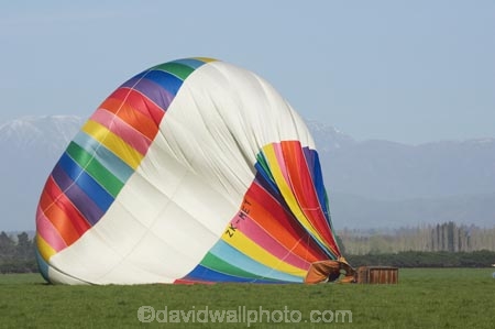 adventure;air;aviation;balloon;ballooning;balloons;canterbury;Canterbury-Plains;color;colorful;colour;colourful;flight;float;floating;fly;flying;holiday;holidaying;holidays;hot-air-balloon;hot-air-ballooning;hot-air-balloons;Hot_air-Balloon;hot_air-ballooning;hot_air-balloons;hotair-balloon;hotair-balloons;land;landing;Methven;mid-air;mid_air;New-Zealand;South-Island;sport;sports;touch-down;touchdown;tourism;tourist;tourists;transport;transportation;travel;traveler;traveling;traveller;travelling;vacation;vacationers;vacationing;vacations;zk_met