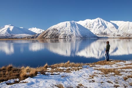 alone;calm;Canterbury;Canterbury-Foothills;cold;Hakatere-Conservation-Park;hike;hiker;hikers;hiking;lake;Lake-Heron;lakes;Mid-Canterbury;Mount-Catherine;Mount-Sugarloaf;Mt-Catherine;Mt-Sugarloaf;Mt.-Catherine;Mt.-Sugarloaf;N.Z.;New-Zealand;NZ;Palmer-Range;people;person;placid;quiet;reflection;reflections;S.I.;season;seasonal;seasons;serene;SI;single;smooth;snow;snowy;solo;South-Is;South-Island;still;tranquil;walk;walker;walkers;walking;water;white;winter;wintery;woman