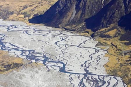 s-bend;aerial;aerial-photo;aerial-photography;aerial-photos;aerials;bend;bends;bendy;braided-river;braided-rivers;Canterbury;creek;creeks;Hopkins-River;Hopkins-Valley;Lake-Ohau;Mackenzie-Country;meander;meandering;meandering-river;meandering-rivers;N.Z.;New-Zealand;North-Otago;NZ;Otago;river;rivers;s-bend;South-Canterbury;South-Island;stream;streams;turn;turns;twist;twists;twisty;valley;valleys;Waitaki-District;winding