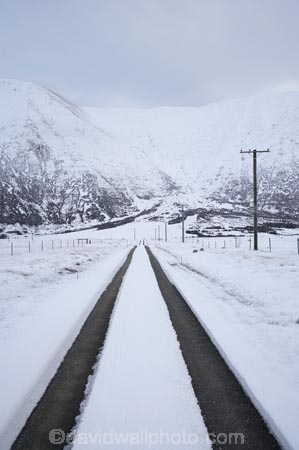 alpine;Ben-Ohau-Range;Canterbury;Chill;Chilled;Chilly;Cold;danger;Dangerous;dangerous-road;dangerous-roads;Daytime;driving;Exterior;freeze;freezing;frost;Frosty;Frozen;ice;Ice_cold;icy;Landscape;Landscapes;line;lines;Mackenzie-Country;mountain;Mountain-range;mountains;N.Z.;New-Zealand;NZ;Outdoor;Outdoors;Outside;pole;poles;post;posts;power-line;power-lines;power-pole;power-poles;road;roads;S.I.;Scenic;Season;seasonal;seasons;SI;Slipper;slippery;slippery-road;slippery-roads;snow;snowy;snowy-road;snowy-roads;South-Canterbury;South-Is;South-Island;southern-alps;telegraph-line;telegraph-lines;telegraph-pole;telegraph-poles;tire-track;tire-tracks;transport;transportation;Transports;Travel;Traveling;Travelling;Travels;Trip;Trips;tyre-track;tyre-tracks;white;winter;winter-driving;winter-driving-conditions;Wintertime;wintery;Wintry;wire;wires