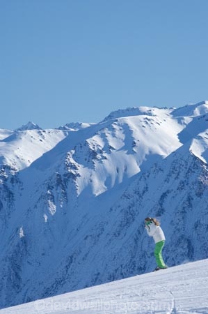 alp;alpine;alpine-resort;alpine-resorts;alpne;alps;altitude;Canterbury;cold;freeze;freezing;Hall-Range;high-altitude;Mackenzie-Country;mount;mountain;mountain-peak;mountainous;mountains;mountainside;mt;mt.;N.Z.;New-Zealand;NZ;peak;peaks;people;person;range;ranges;recreation;Round-Hill-Ski-Area;Round-Hill-Ski-Field;Roundhill-Ski-Area;Roundhill-Ski-Field;S.I.;season;seasonal;seasons;SI;ski;ski-area;ski-areas;ski-field;ski-fields;ski-resort;ski-resorts;ski-slope;ski-slopes;skier;skiers;skifield;skifields;skiing;slope;slopes;snow;snow-capped;snow-sport;snow-sports;snow_capped;snowcapped;snowy;South-Canterbury;South-Is;South-Island;southern-alps;summit;summits;Tekapo-Ski-Area;Tekapo-Ski-Field;Two-Thumb-Range;white;winter;winter-resort;winter-resorts;winter-sport;winter-sports;wintery